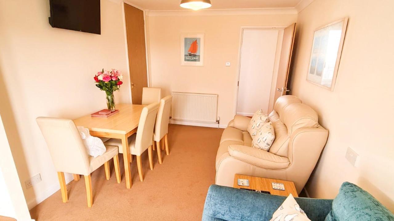 Sandy Bay Apartment, St Ives Bay, Hayle Zewnętrze zdjęcie
