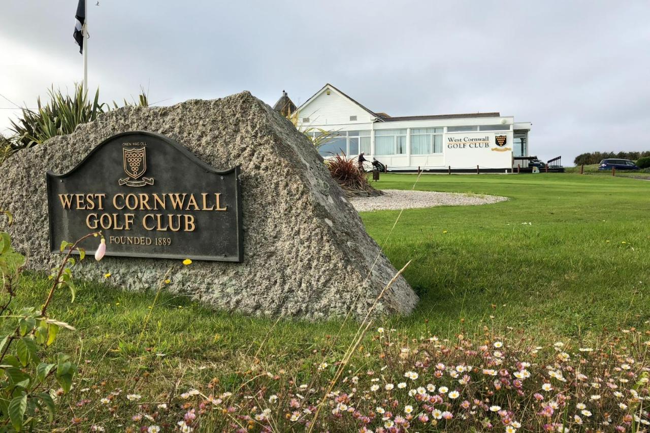 Sandy Bay Apartment, St Ives Bay, Hayle Zewnętrze zdjęcie